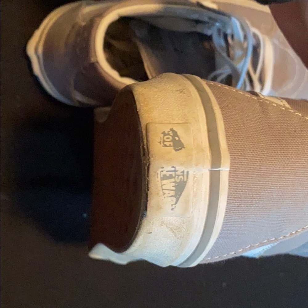 high-top vans - Picture 3 of 4